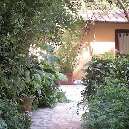 Bed & Breakfast Trastevere Rolli Rome